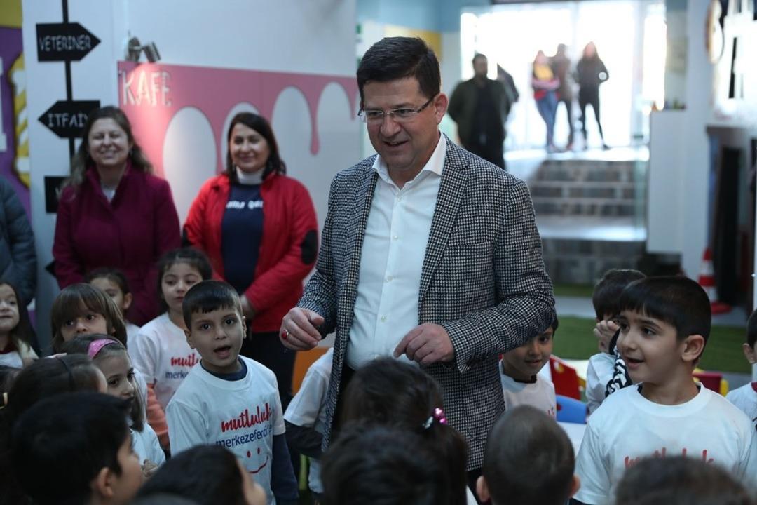 Merkezefendili &ccedil;ocuklar hayallerine dokunacak