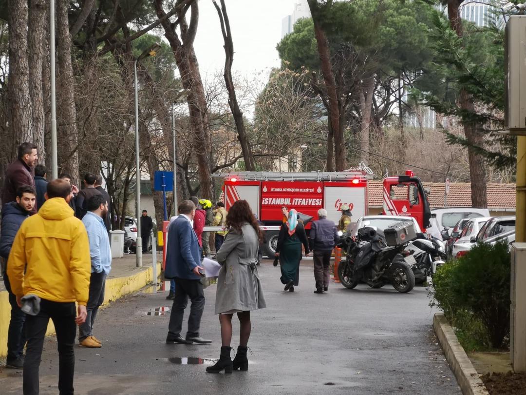 Hastanede 'koku' paniği! Ekipler alarma ge&ccedil;ti