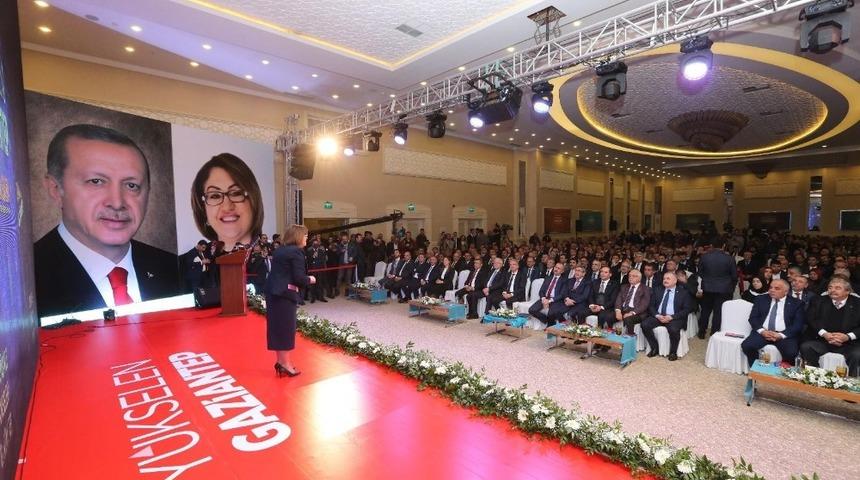 Fatma Şahin 5 yıllık projelerini anlattı