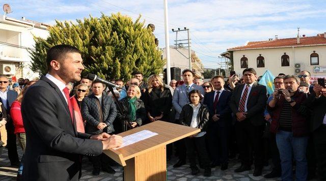 CHP, Foça’da seçim startını miting havasında verdi