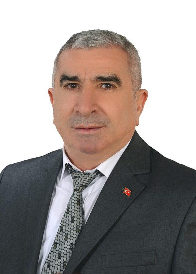 Muhtar kardeşine karşı aday oldu