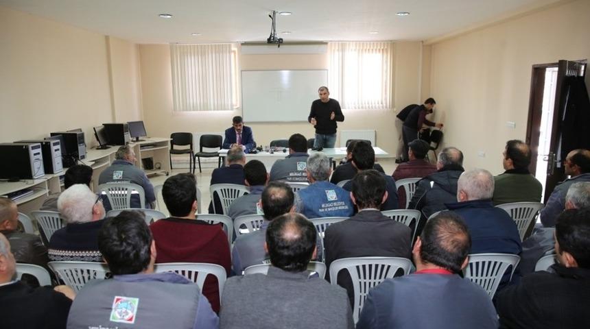 Başkan Dr. Memduh B&uuml;y&uuml;kkılı&ccedil; &ldquo;hizmet i&ccedil;i eğitim seminerleri &ouml;nemli &rdquo;