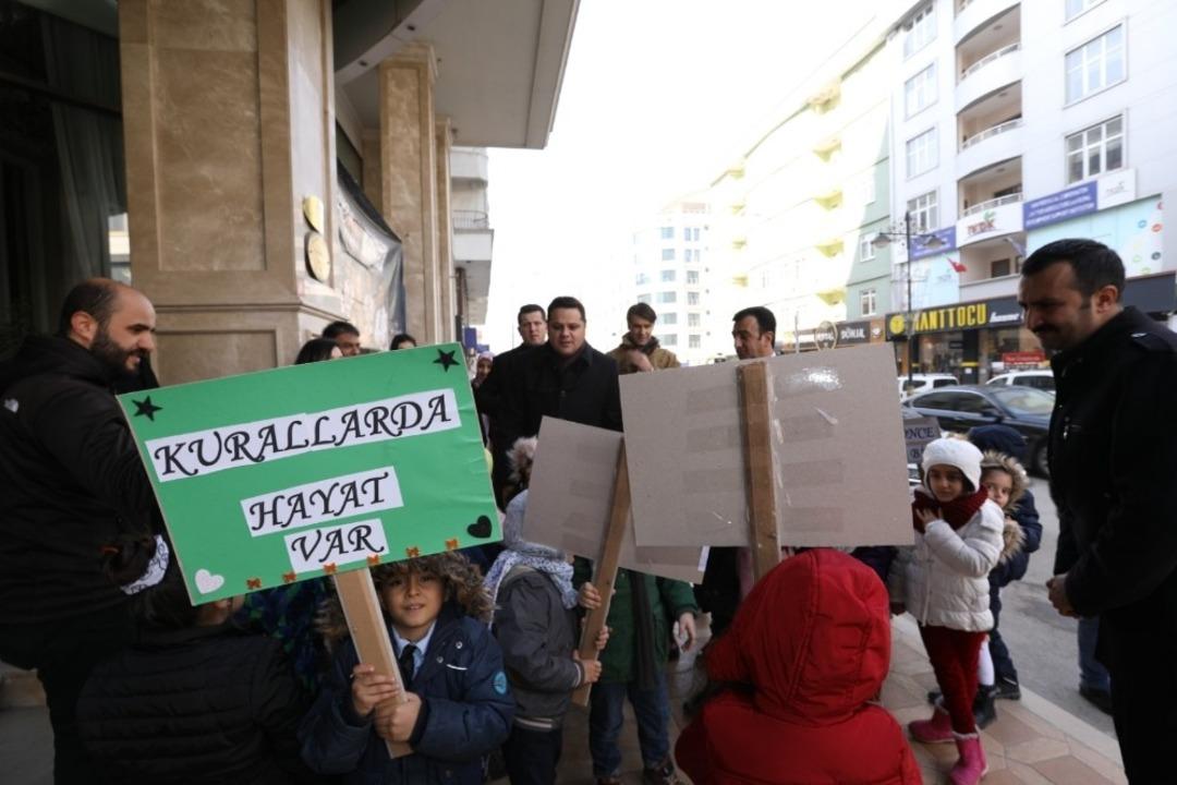 İpekyolu&rsquo;nda &ldquo;&Ouml;ncelik Hayatın, &Ouml;ncelik Yayanın&rdquo; etkinliği