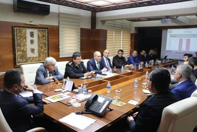 Vali Aktaş başkanlığında seçim güvenliği toplantısı yapıldı