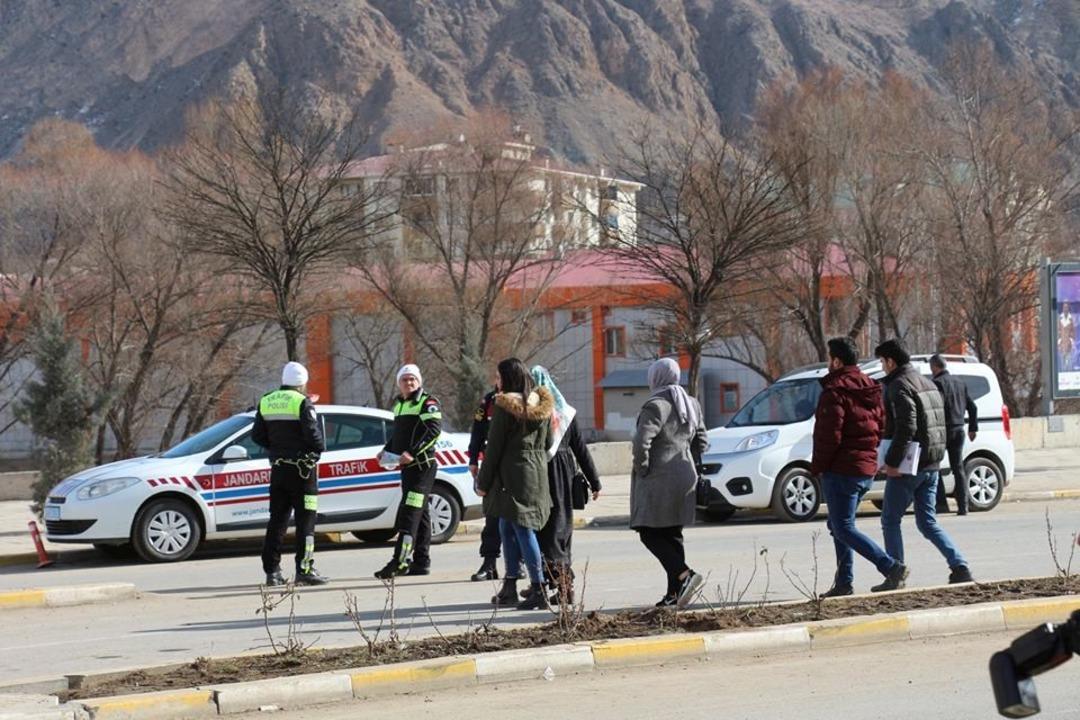 Oltu&rsquo;da &ouml;ncelik yayaların