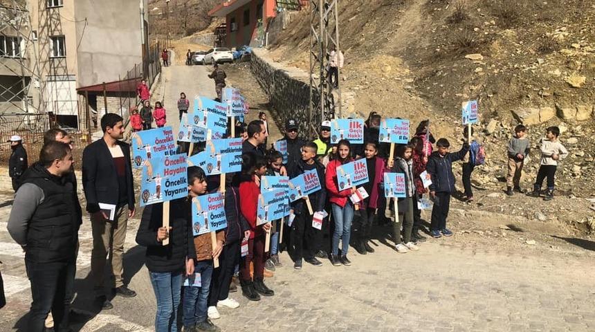 Uludere&rsquo;de &rsquo;&Ouml;ncelik hayatın, &ouml;ncelik yayanın&rsquo; etkinliği