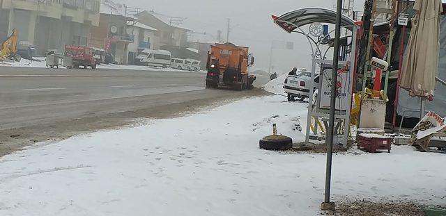 Akçadağ’da Kar yağışı etkili oluyor