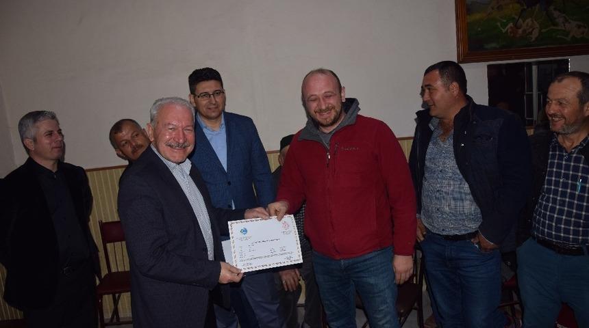 Lapseki&rsquo;de Avcılık Kursunu tamamlayan kursiyerler belgelerini aldı