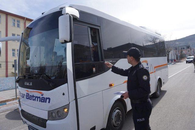 Gercüş’te ’Öncelik hayatın, öncelik yayanın’ etkinliği