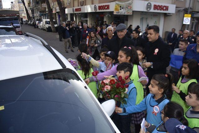 İncirliova’da “Güvenli trafik için öncelik yayaların” etkinliği