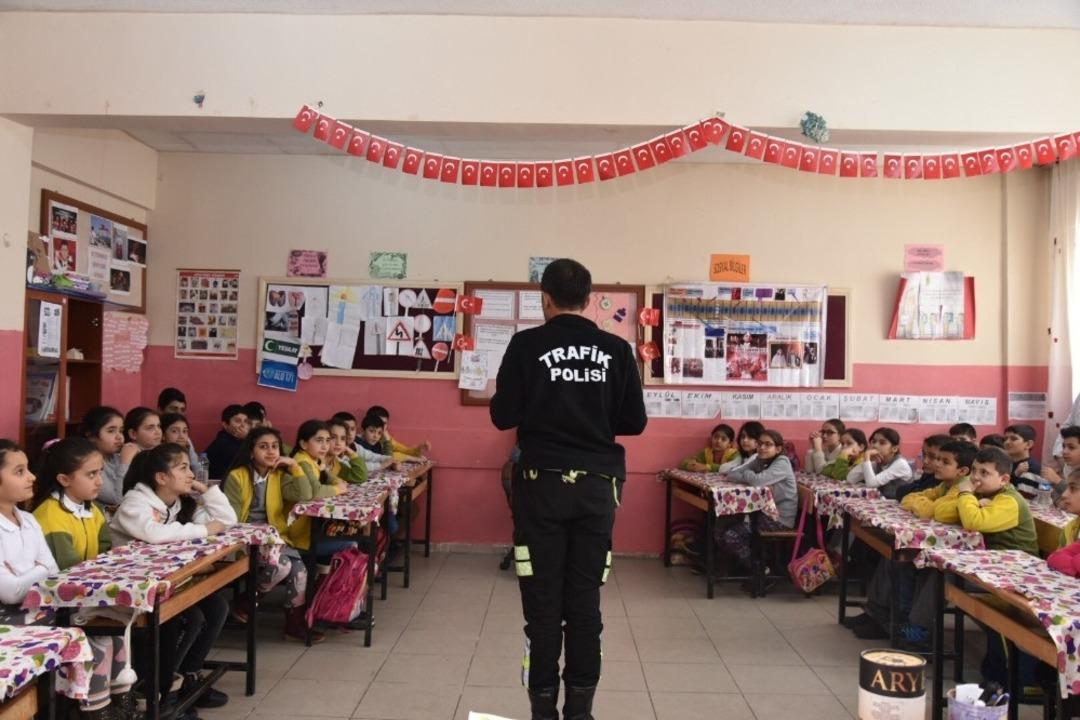 Vali Elban,&rsquo;&Ouml;ncelik Hayatın, &Ouml;ncelik Yayanın&rsquo; uygulamasına katıldı