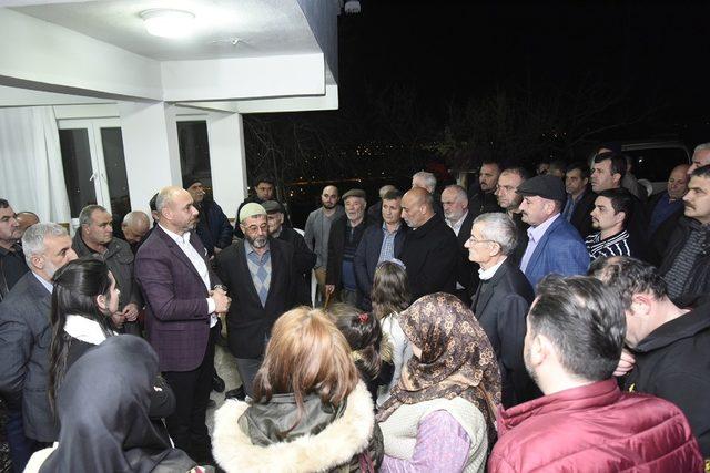 Togar’dan miting gibi ev toplantısı