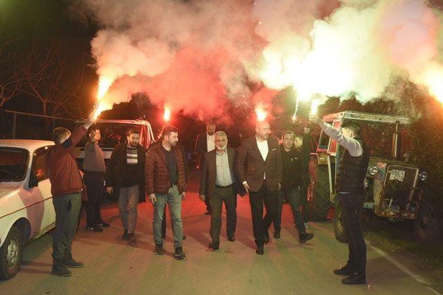 Togar’dan miting gibi ev toplantısı