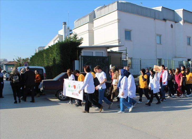 Kansere dikkat çekmek için yürüdüler G4