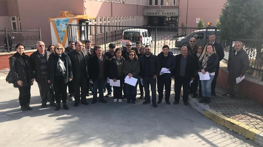 CHP S&ouml;ke il&ccedil;e teşkilatına &uuml;ye 35 kişi partilerinden istifa etti
