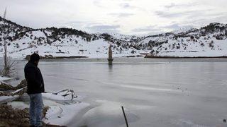 Baraj suyunun altında kalan köy ortaya çıktı