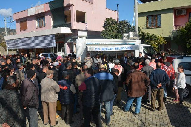 Başkan Özakcan’dan Pınardere’ye düğün salonu sözü