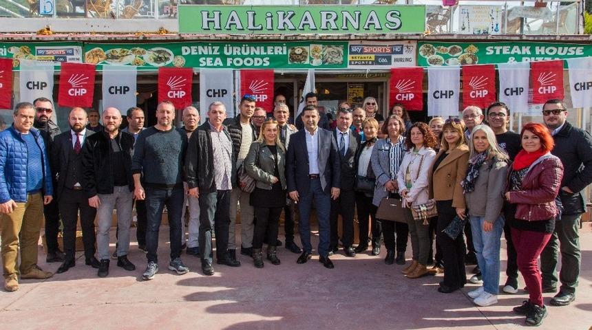 CHP&rsquo;li G&uuml;nel, Kadınlar Denizi esnafı ile buluştu