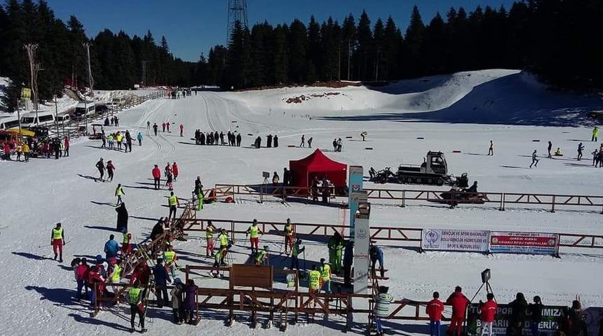 Ağrılı sporcular Bolu&rsquo;da 15 madalya kazandı