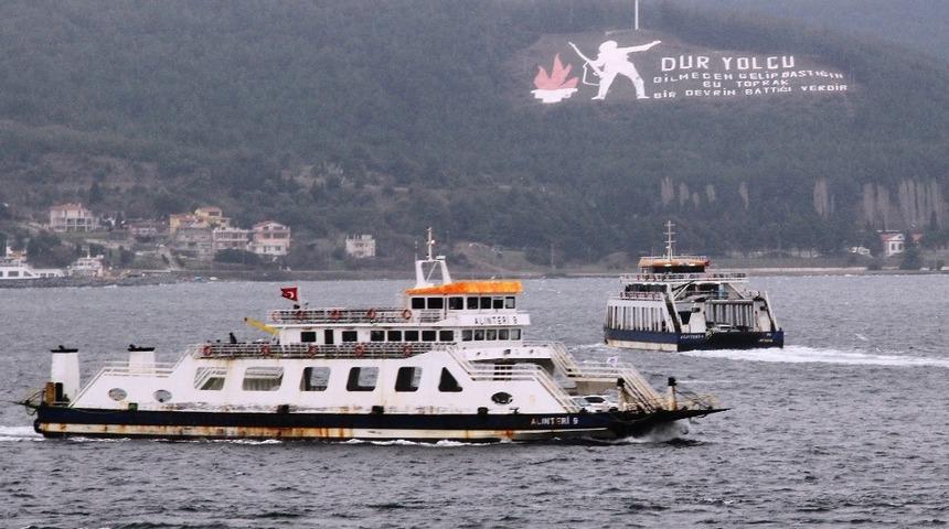 G&ouml;k&ccedil;eada&rsquo;da feribot seferlerine &rsquo;fırtına engeli&rsquo;