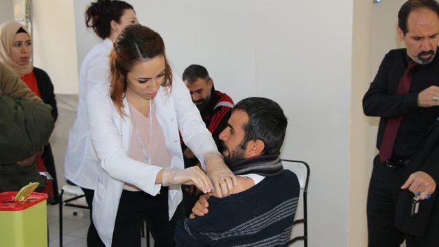 Dicle Elektrik çalışanlarına koruyucu tetanos aşısı yapıldı