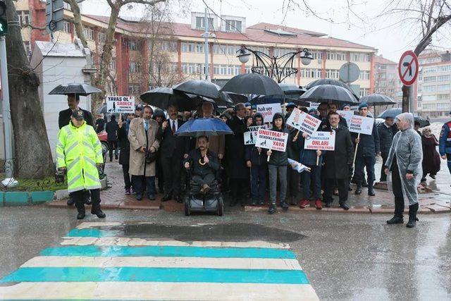 Başkan Saraçoğlu, ’Öncelik hayatın, öncelik yayanın’ etkinliğine katıldı