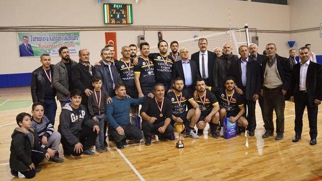 Çivril’de voleybol turnuvası sona erdi