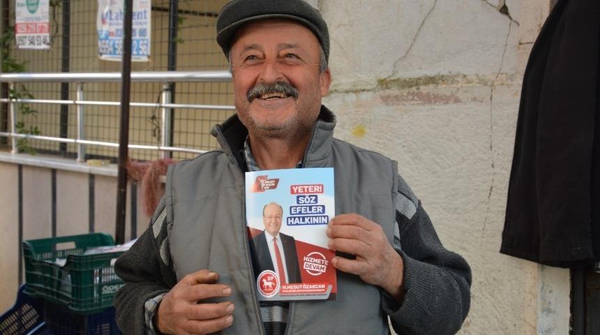 Başkan &Ouml;zakcan&rsquo;a sandıkta şeref s&ouml;z&uuml;