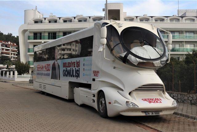Marmaris Belediye Başkan Adayı Yazıcı’nın dikkat çeken seçim otobüsü