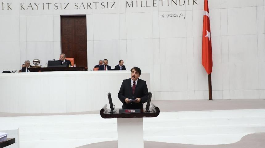 Aydemir: &lsquo;Ak Parti ihya siyaseti yapıyor&rsquo;
