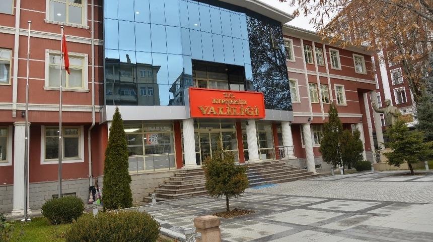 Vali Akın vatandaşı dinledi