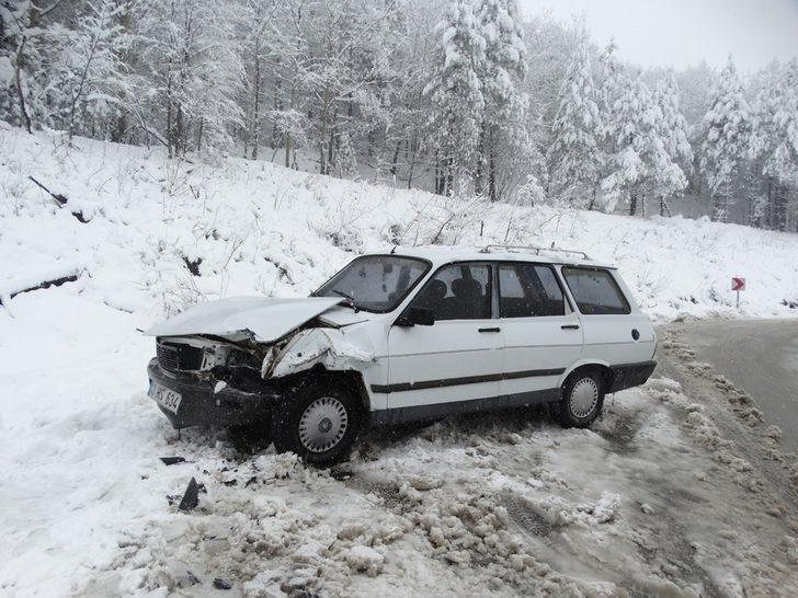 Domaniç’te kar yağışı, sis ve buzlanma G4