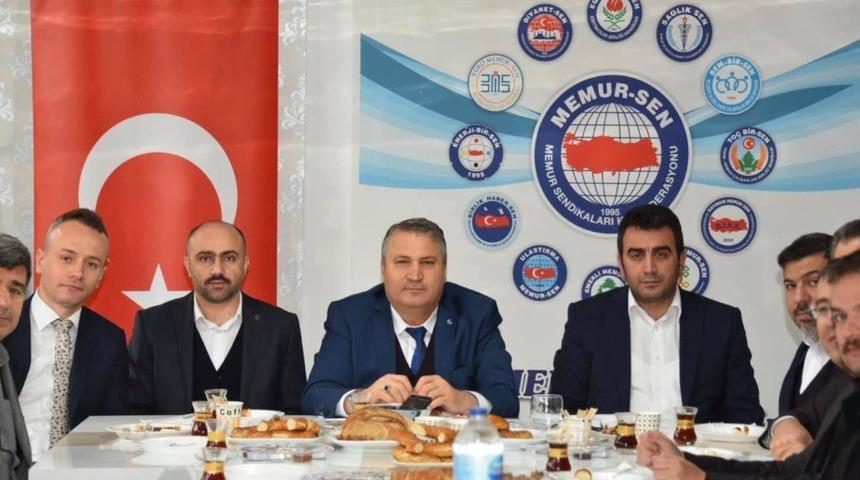 Manisa Memur-Sen&rsquo;den Cumhur İttifakı&rsquo;na destek