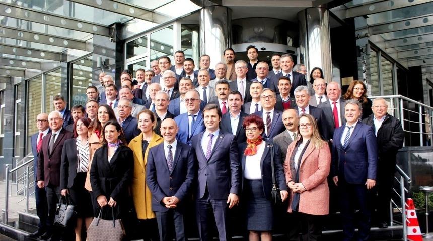 CHP İzmir&rsquo;de se&ccedil;im zirvesi