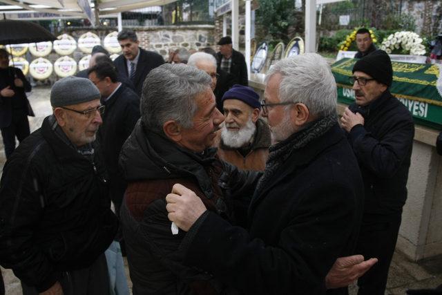 Rektör Ulcay’ın annesi son yolculuğuna uğurlandı