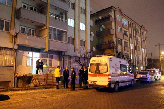 Bolu'da eşini bıçaklayıp, boğazını keserek öldürdü