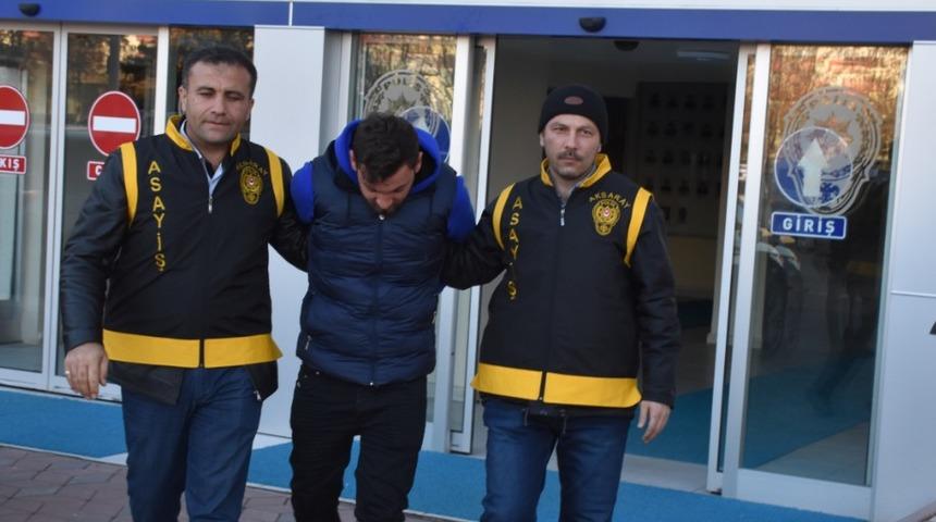 14 yıl hapis cezası bulunan hırsız d&ouml;nercide yakalandı