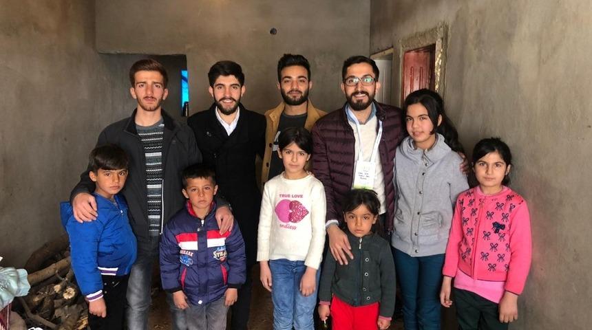 Annesiz ve babasız &ccedil;ocuklara AHBAP sahip &ccedil;ıktı