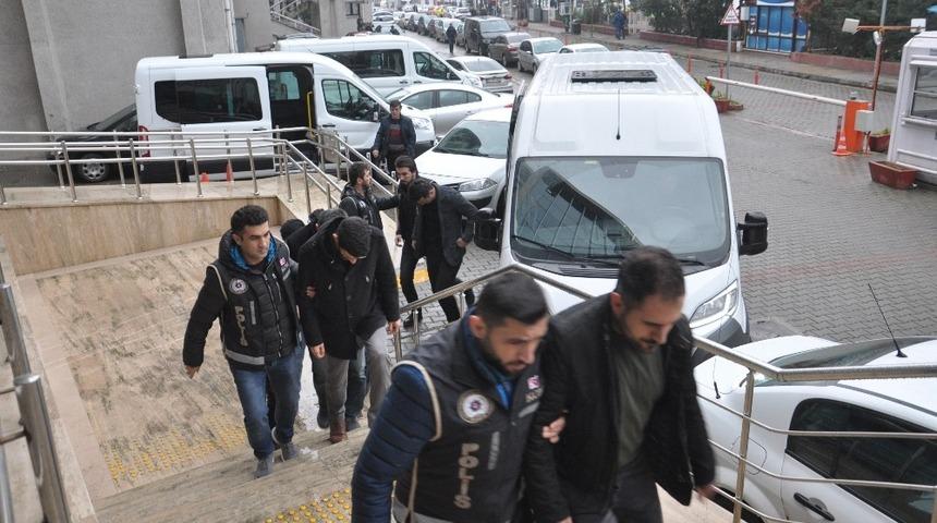 Kripto FET&Ouml;/PDY ş&uuml;phelisi askerler ve mahrem imamlar adliyede