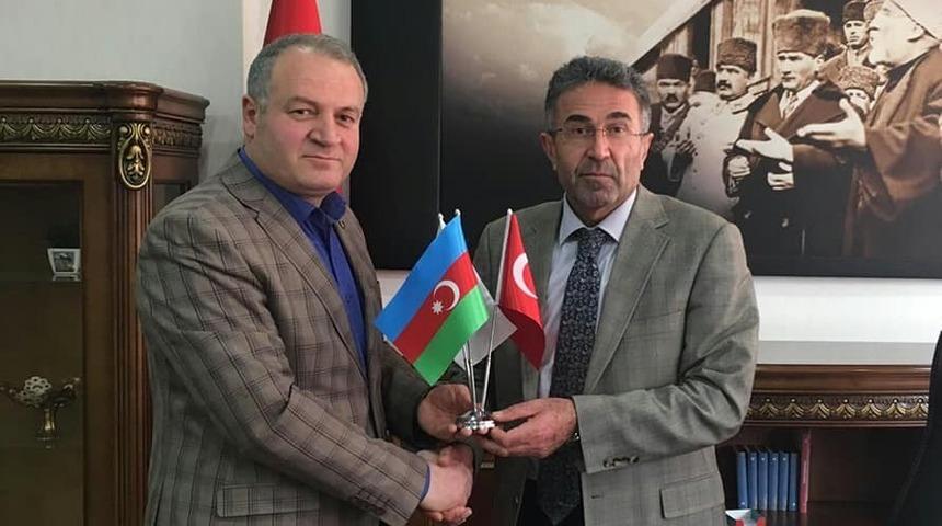 Başkan Gülbey Müftü Tekin’i ziyaret etti