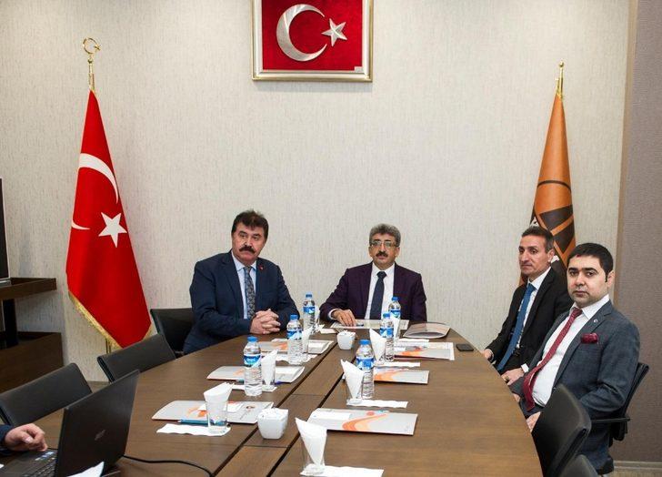 Vali Bilmez’den Karayolları 11. Bölge Müdürlüğüne ziyaret G1