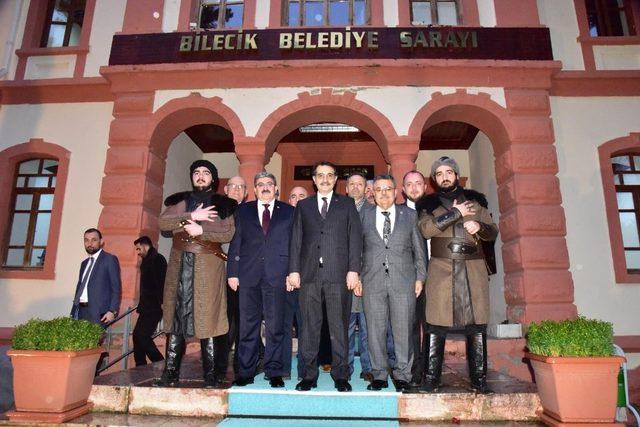 Bakan Dönmez’den Başkan Can’a ziyaret