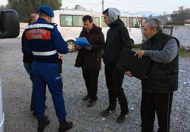 Muğla Jandarmasından okul önlerinde denetimi