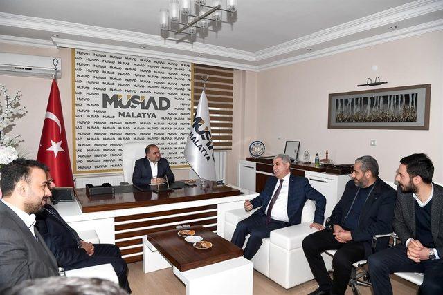 Polat’tan MÜSİAD’a ziyaret