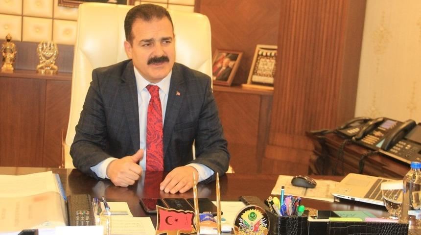 Vali Akbıyık: &ldquo;Hakkari&rsquo;de a&ccedil; ve a&ccedil;ıkta aile bırakmadık&rdquo;