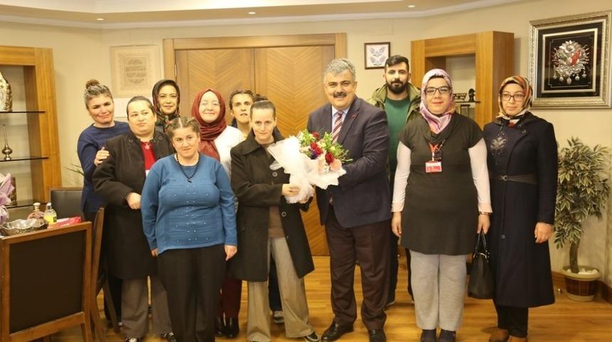 Başkan &Ouml;zg&uuml;ven&rsquo;e teşekk&uuml;r ziyaretleri devam ediyor