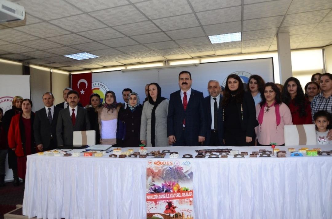 Hakkari Kadın Derneğinden sertifika t&ouml;reni