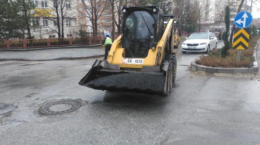 Seydişehir Belediyesinden deforme olan yolları onardı