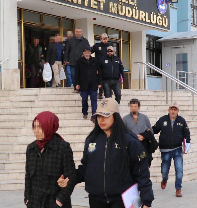 Denizli de FET&Ouml; n&uuml;n gaybubet evlerine operasyon: 9 g&ouml;zaltı 1