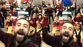 Öğretmen ve öğrencilerinin görüntüleri herkesi gülümsetti